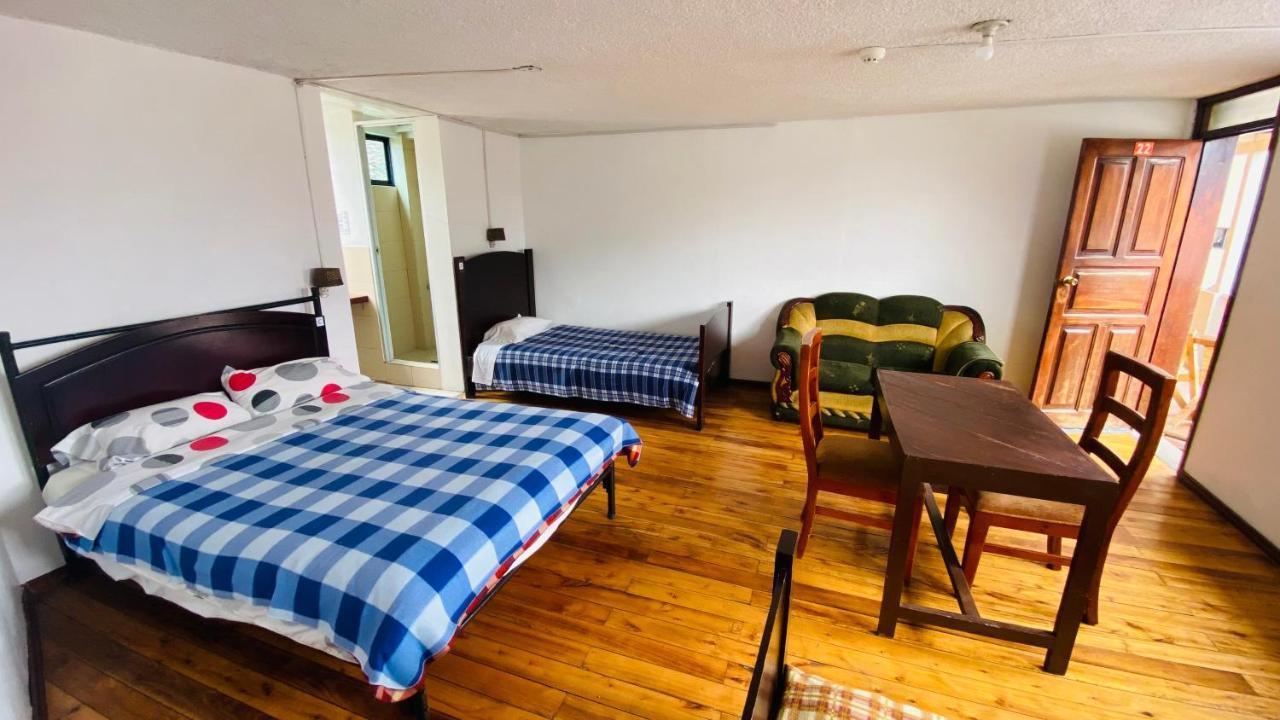 Hostal La Guayunga Rooftop Quito Buitenkant foto