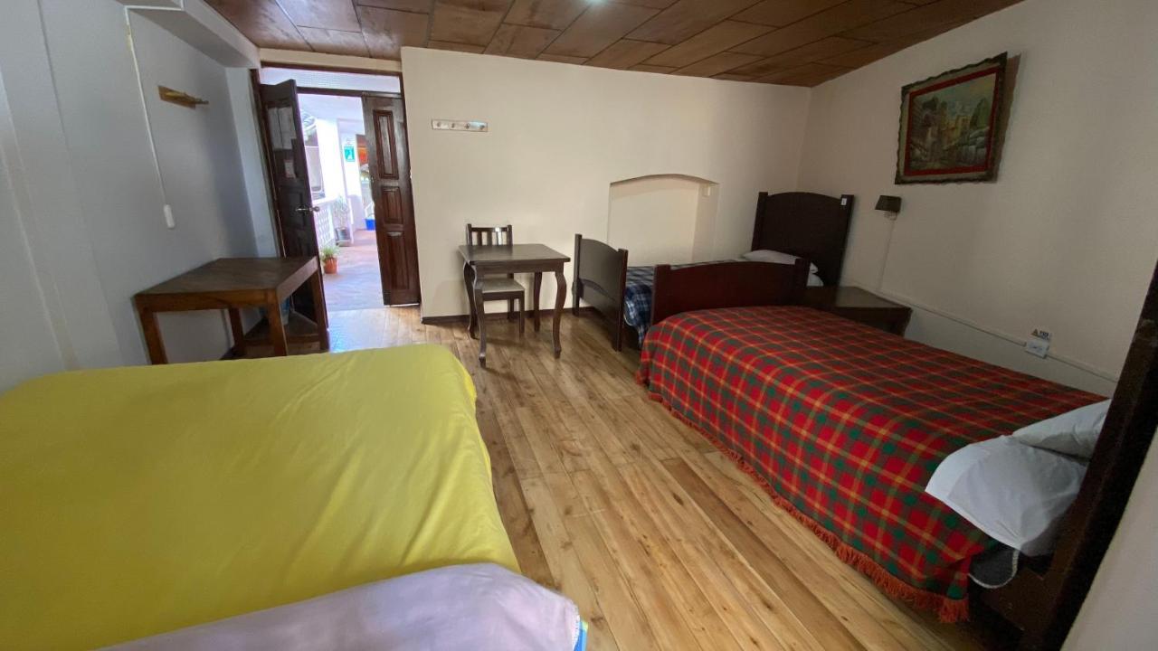 Hostal La Guayunga Rooftop Quito Buitenkant foto