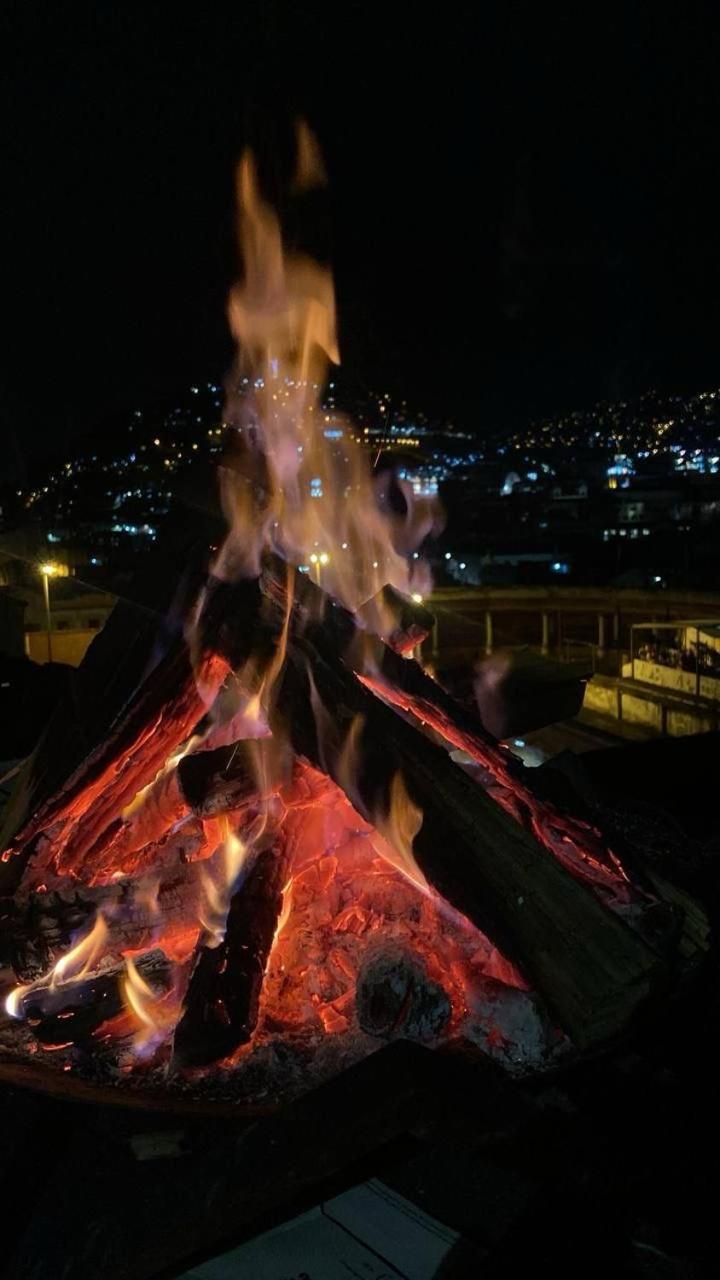 Hostal La Guayunga Rooftop Quito Buitenkant foto