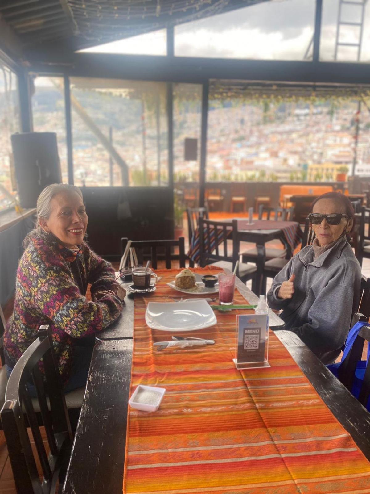 Hostal La Guayunga Rooftop Quito Buitenkant foto