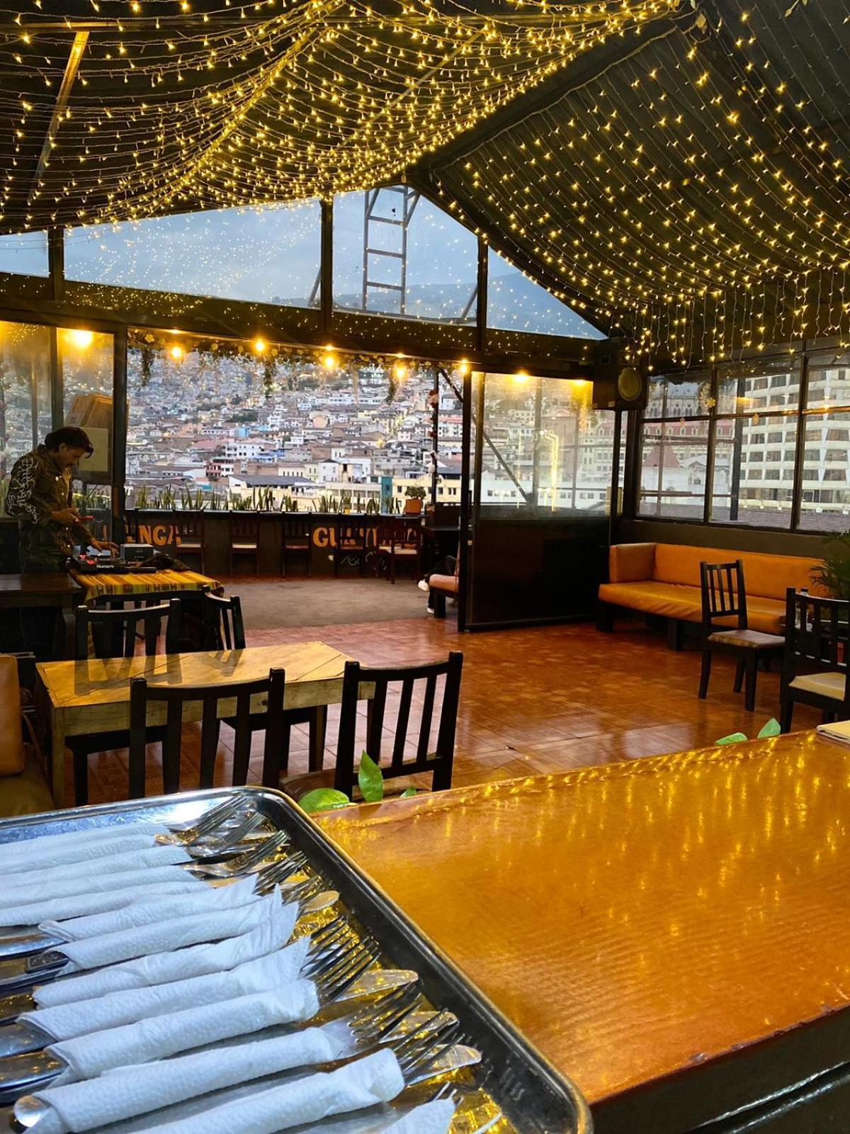 Hostal La Guayunga Rooftop Quito Buitenkant foto